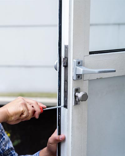 Emergency St. Charles Locksmith